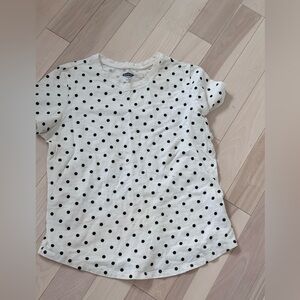 Old Navy Black Polka Dot Tee | “Everywear” T-Shirt | Size M | Fitted | Like New